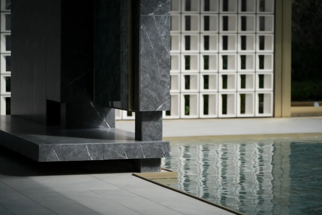 1735527985308074.jpg 1735527918833.jpg