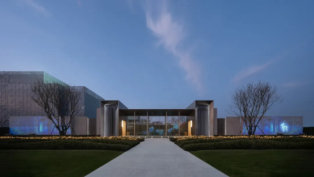 1736933155111681.jpg 1736933129133.jpg