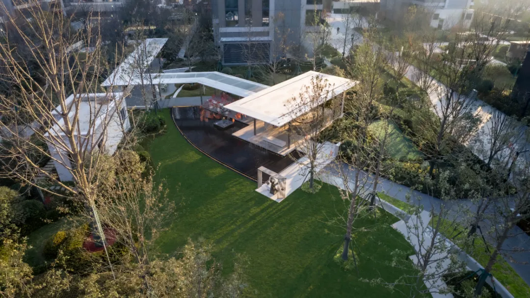 1737098820176035.jpg 1737098807033.jpg