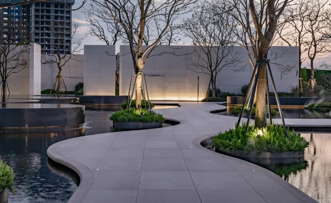 1737880156193344.jpg 1737880143229.jpg