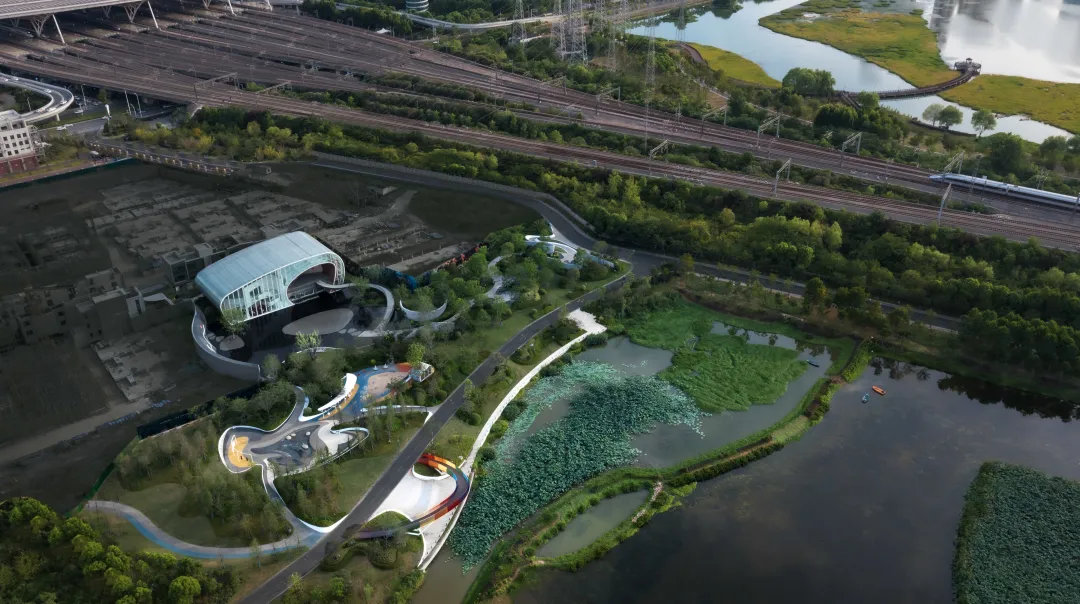 1738912920212859.jpg 1738912915810.jpg