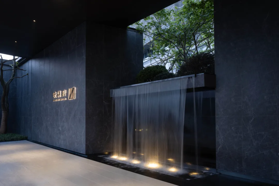 1743670511111912.jpg 1743670498519.jpg