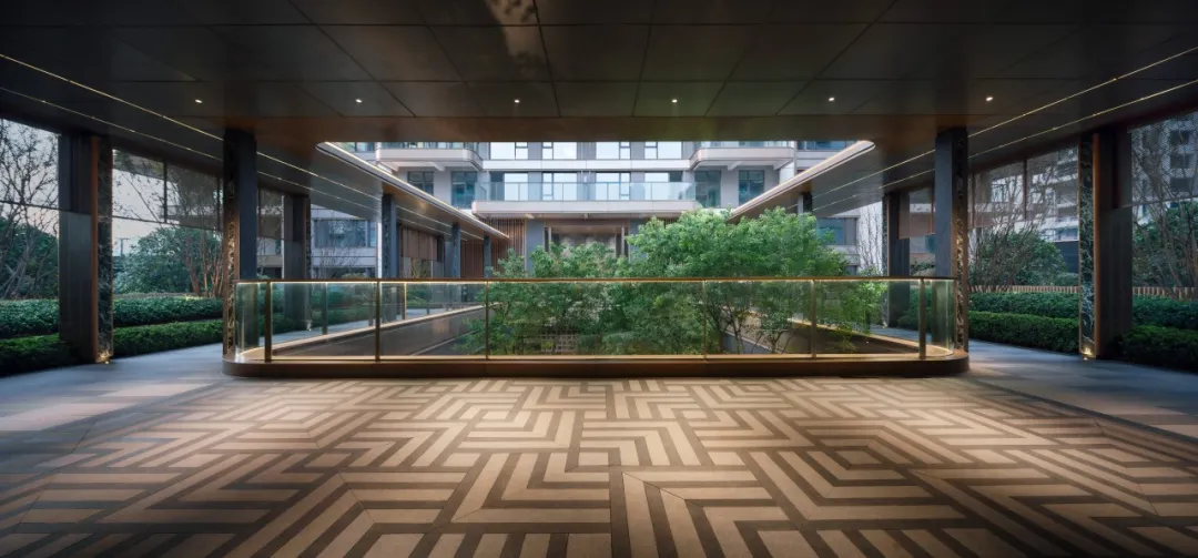 1743990836689917.jpg 1743990821721.jpg