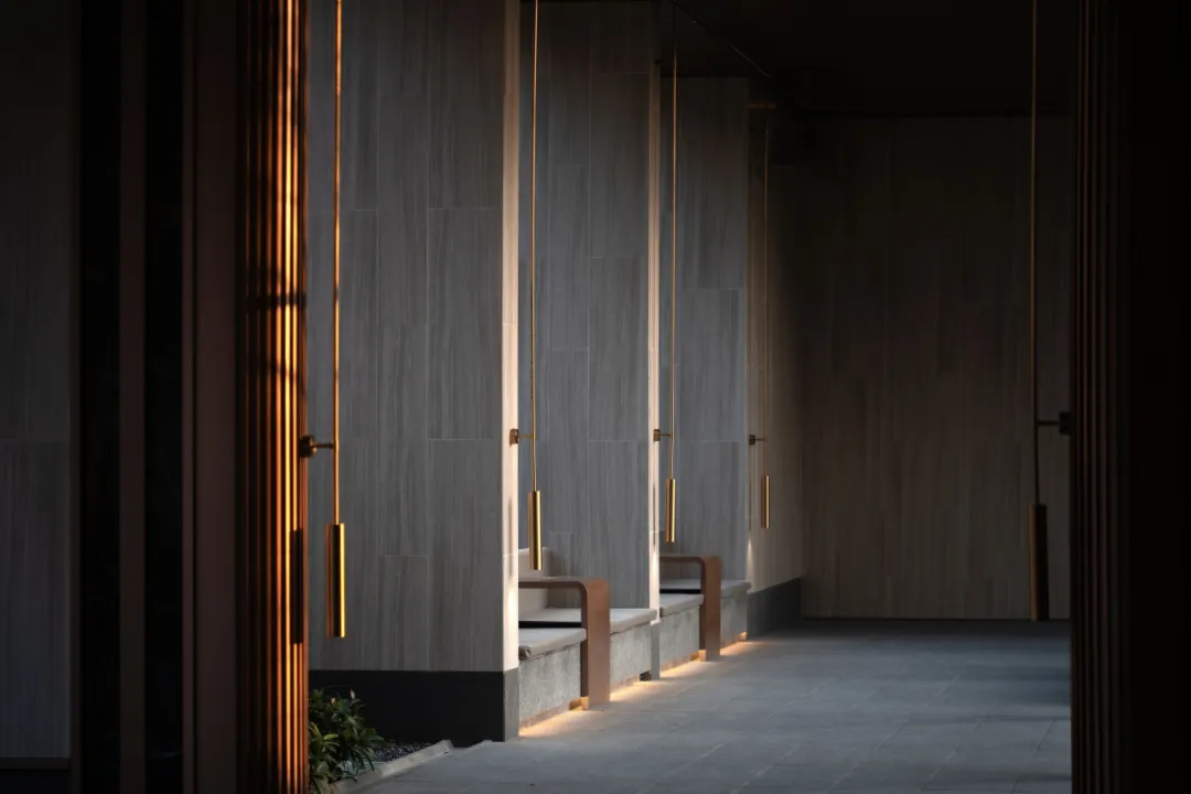 1743992809723121.jpg 1743992802681.jpg