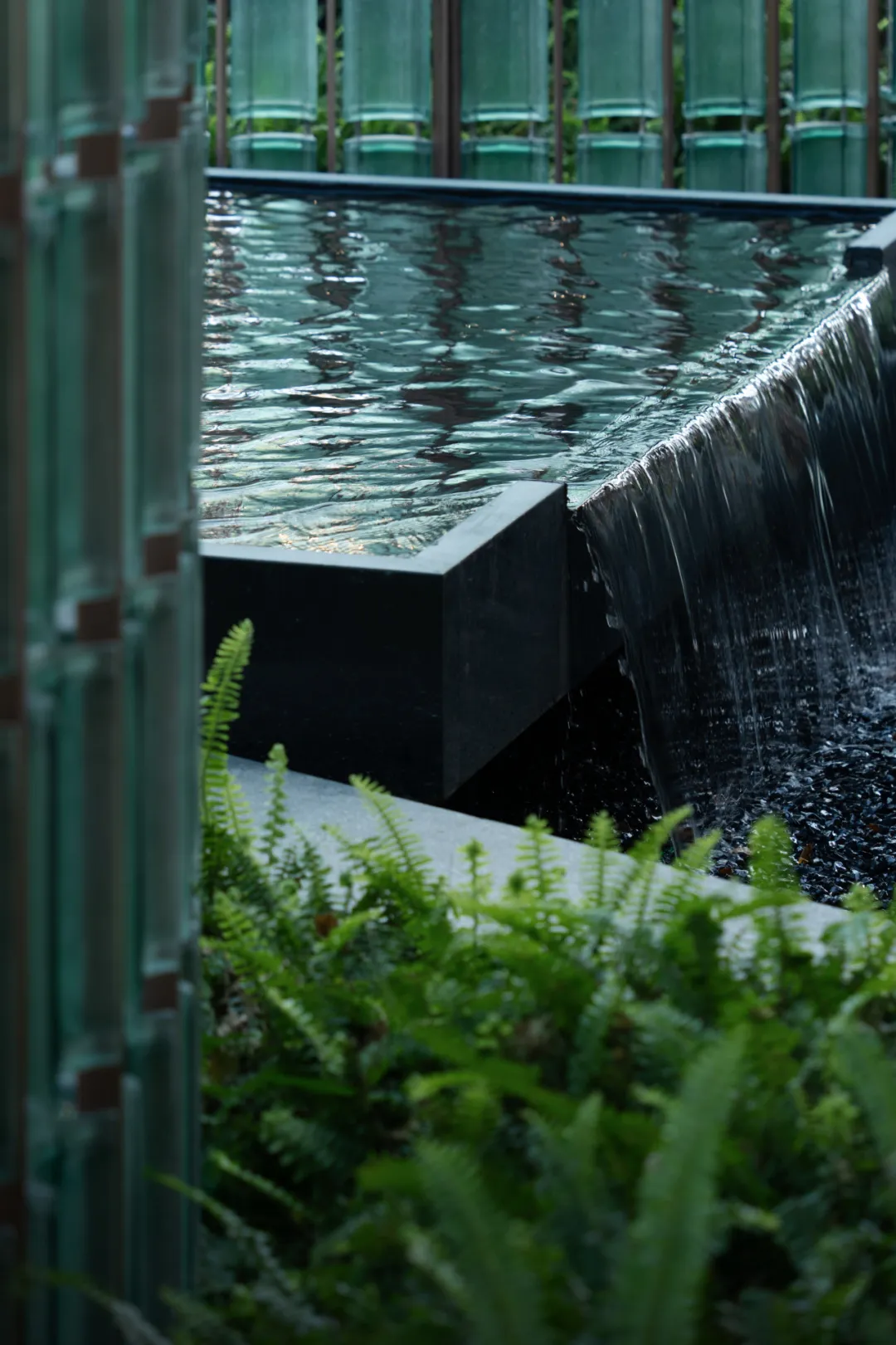 1743992929172715.jpg 1743992908839.jpg