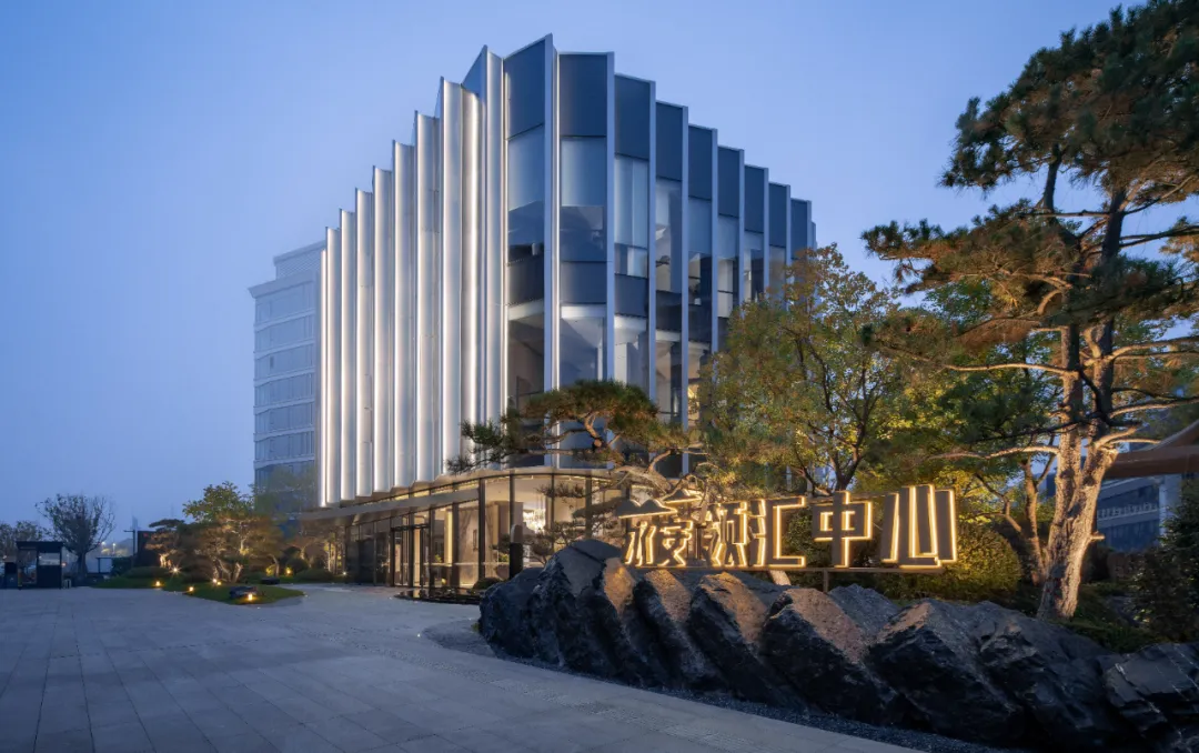 1744249254894315.jpg 1744249236511.jpg