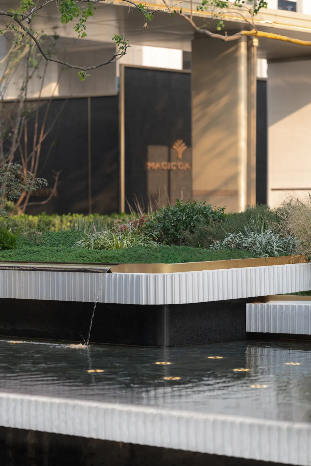 1744255001103260.jpg 1744254986658.jpg